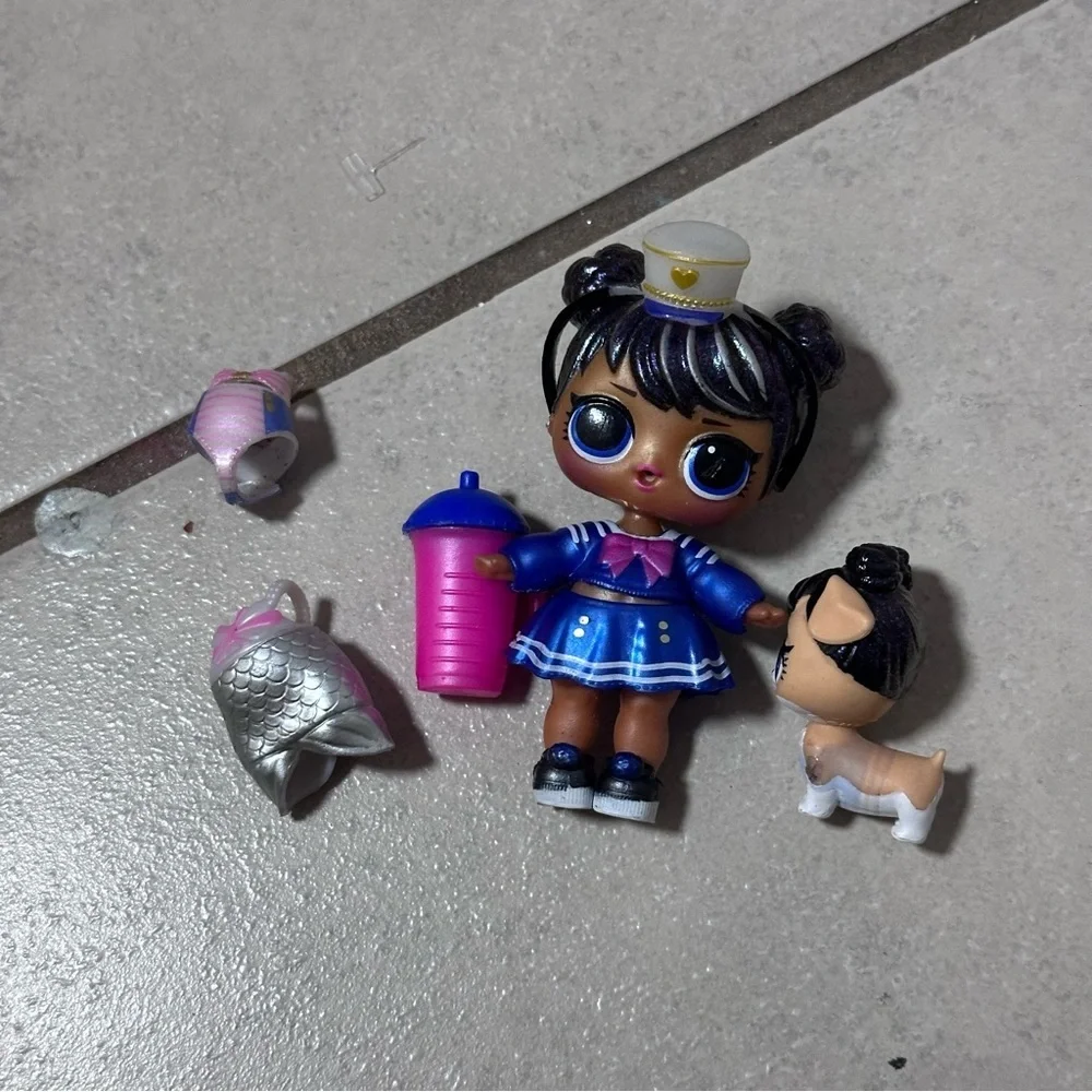 LOL Surprise Lil Sailor Qt with Pet Toy‎